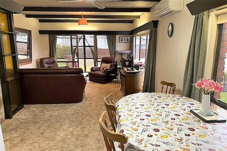 Photo of property in 807a Avenue Road East, Parkvale, Hastings, 4122