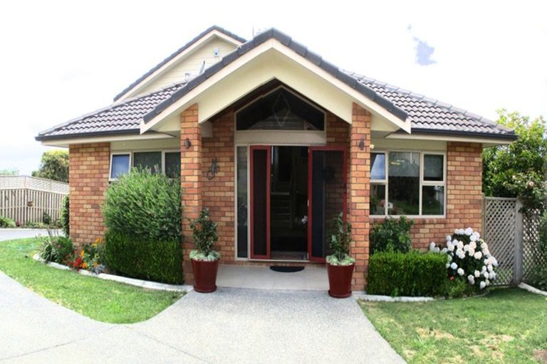 Photo of property in 12 Burwood Terrace, Gulf Harbour, Whangaparaoa, 0930