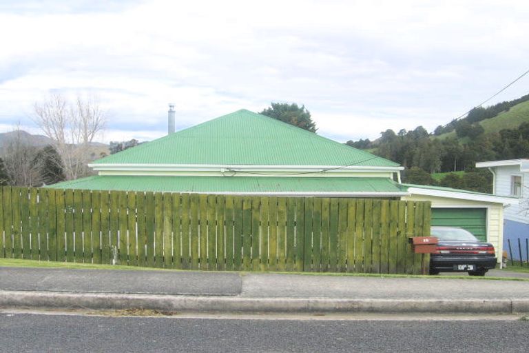 Photo of property in 25 View Road, Hikurangi, 0114