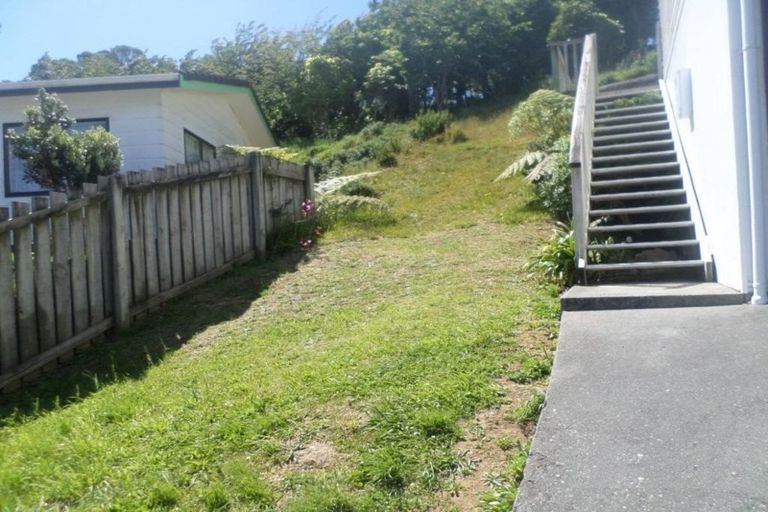 Photo of property in 156 Sievers Grove, Cannons Creek, Porirua, 5024