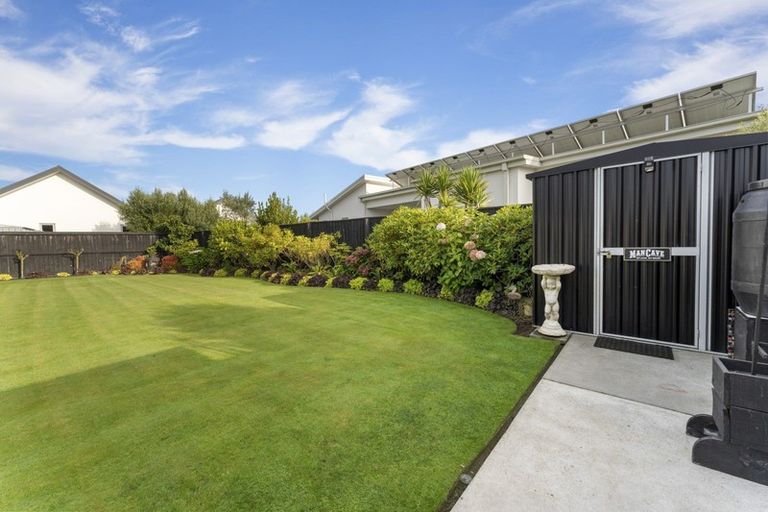 Photo of property in 5 Gilchrist Place, Kaiapoi, 7630