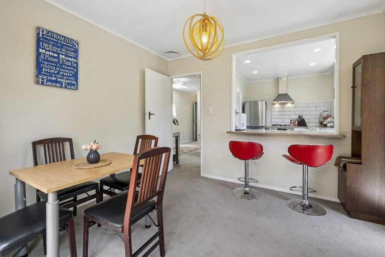 Photo of property in 15 Westhaven Drive, Tawa, Wellington, 5028