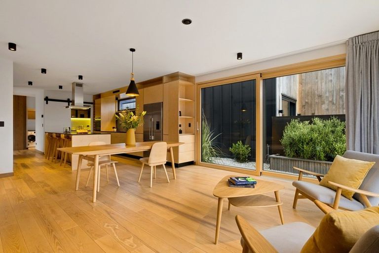 Photo of property in 4 Soudley Court, Jacks Point, Queenstown, 9371