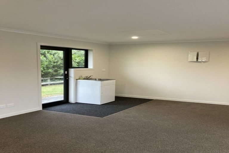 Photo of property in 7 Cumming Street, Okato, 4335
