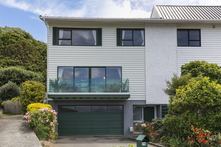 Photo of property in 2/76 Lohia Street, Khandallah, Wellington, 6035