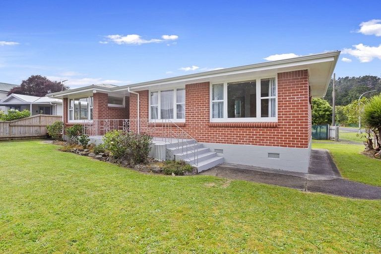Photo of property in 1 Barry Road, Waihi, 3610