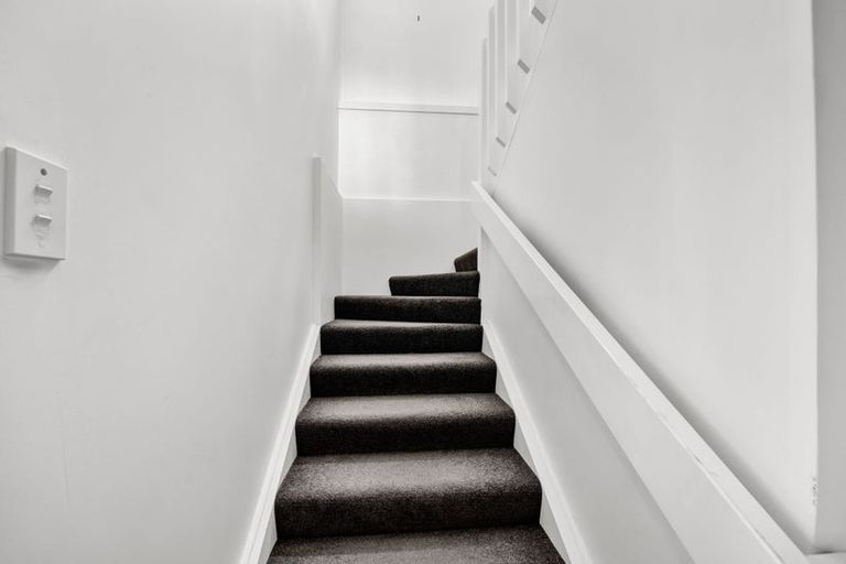 Photo of property in 12 Erin Street, Hawera, 4610