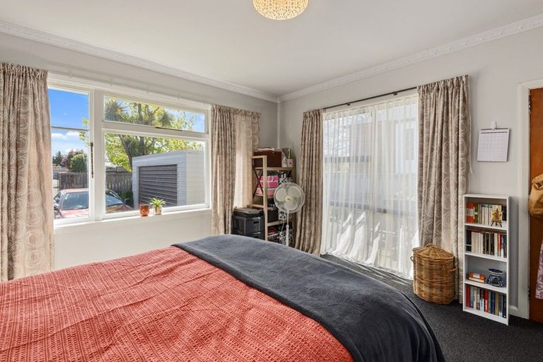 Photo of property in 12 Angela Street, Upper Riccarton, Christchurch, 8041