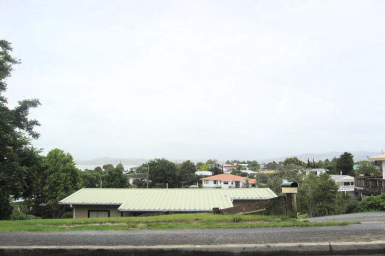Photo of property in 23 Old Onerahi Road, Onerahi, Whangarei, 0110