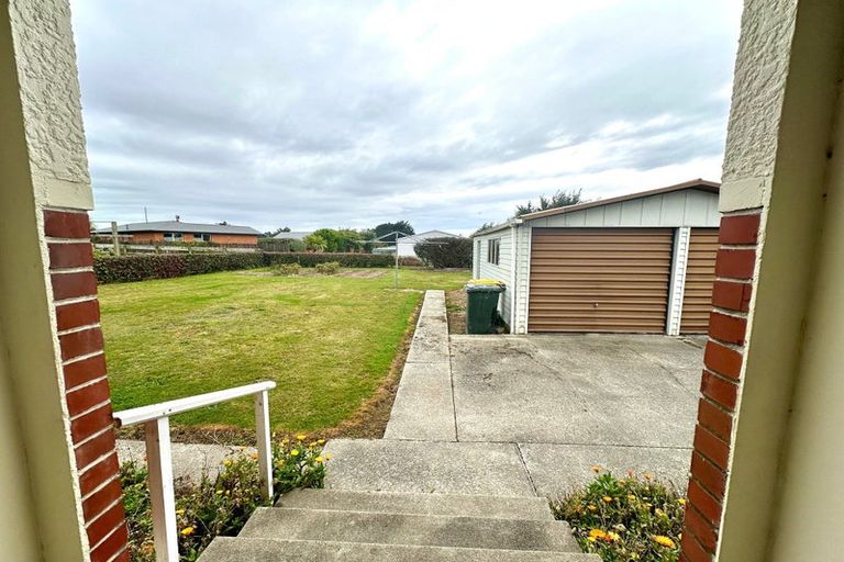 Photo of property in 1 Anderson Street, Stirling, 9231