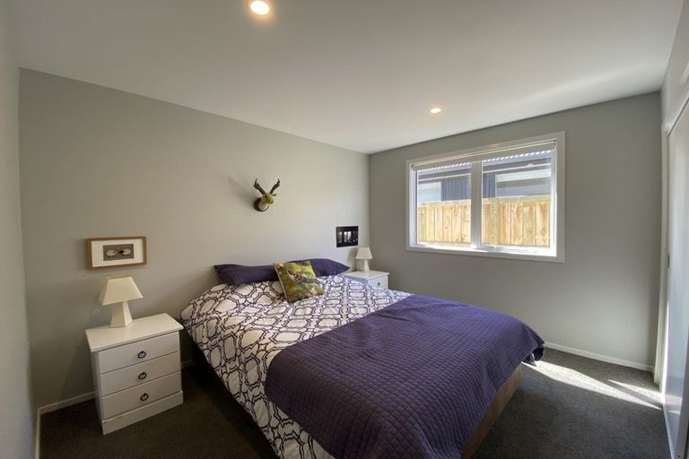 Photo of property in 31 Shepherd Road, Jacks Point, Queenstown, 9371
