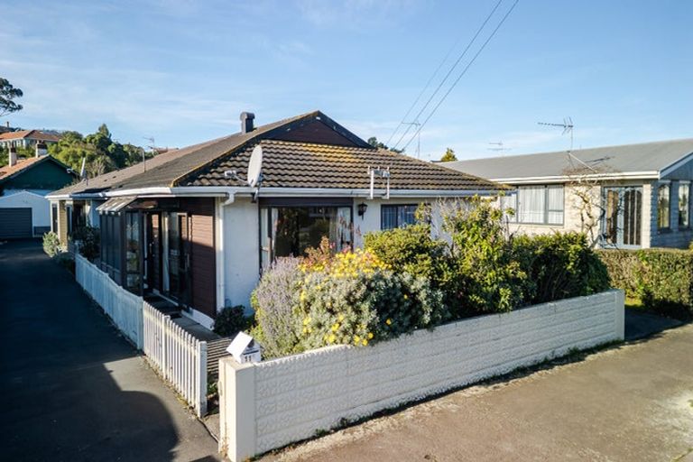 Photo of property in 11a Royal Crescent, Saint Kilda, Dunedin, 9012