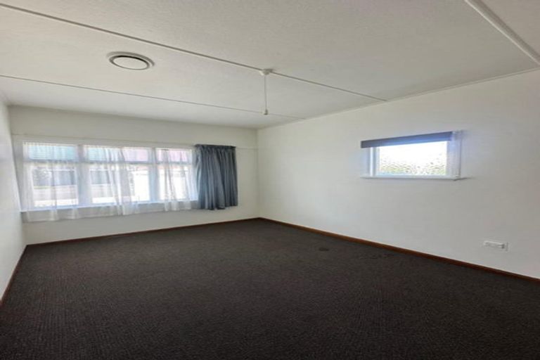 Photo of property in 40 Hine Street, New Plymouth, 4310