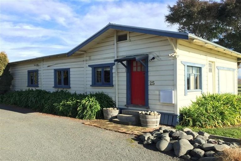 Photo of property in 3 Evenden Road, Tomoana, Hastings, 4120