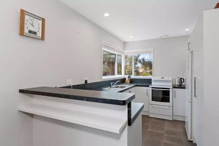 Photo of property in 79 Vivian Street, Burwood, Christchurch, 8083