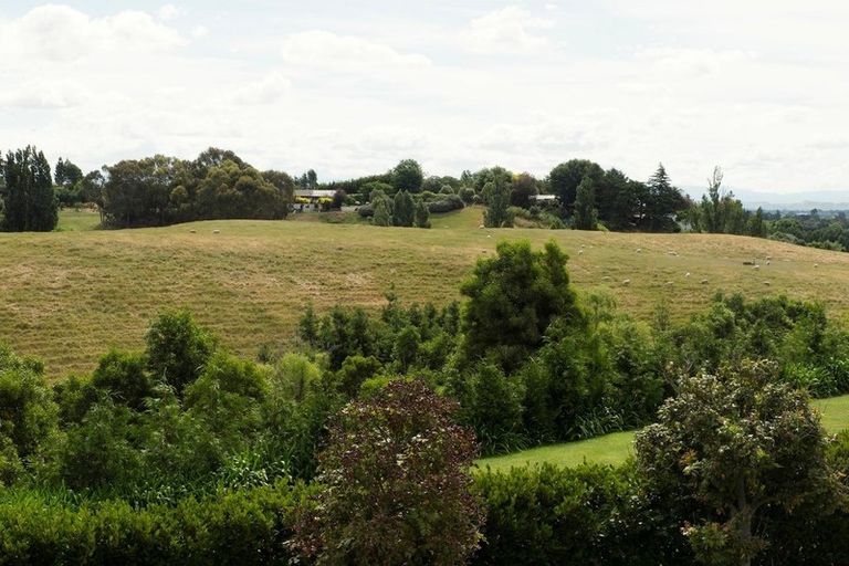 Photo of property in 96 Lane Road, Havelock North, 4130