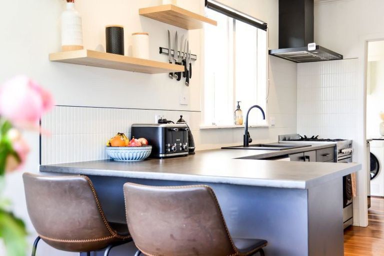 Photo of property in 2 Katherine Place, Melville, Hamilton, 3206