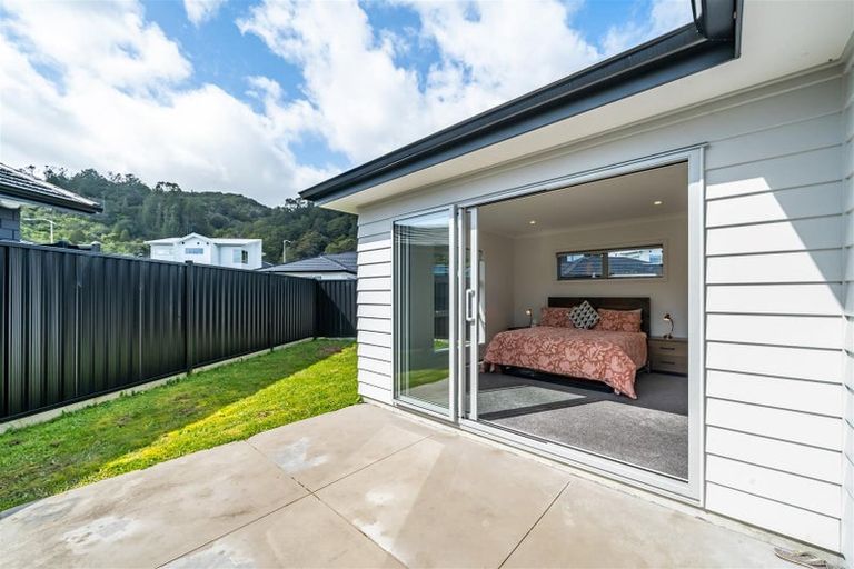 Photo of property in 24 Fenwick Crescent, Wallaceville, Upper Hutt, 5018