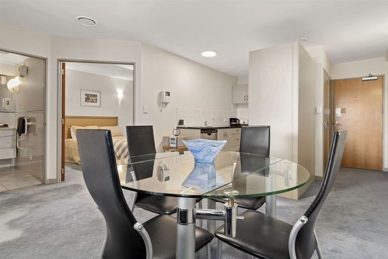 Photo of property in Anchorage Apartments, 101/36 Victoria Road, Mount Maunganui, 3116