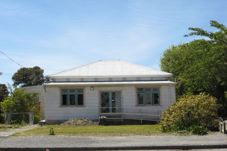 Photo of property in 53 Queen Street, Westport, 7825