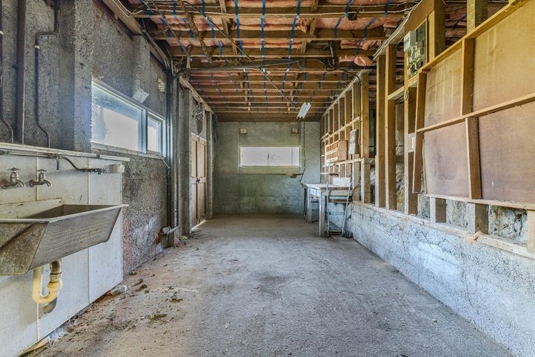 Photo of property in 21 Seaview Terrace, Kew, Dunedin, 9012