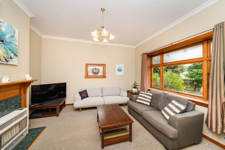 Photo of property in 48 Limbrick Street, Terrace End, Palmerston North, 4410