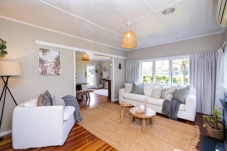 Photo of property in 298 Clifton Road, Te Awanga, 4102