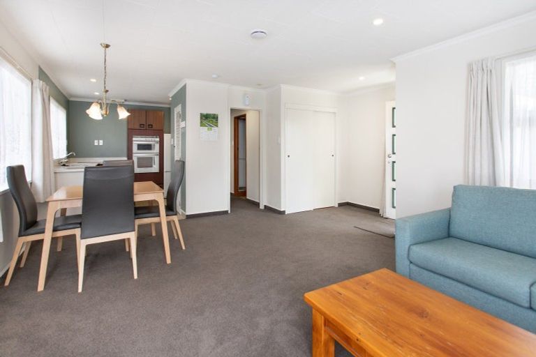 Photo of property in 14a Palm Avenue, Hokowhitu, Palmerston North, 4410