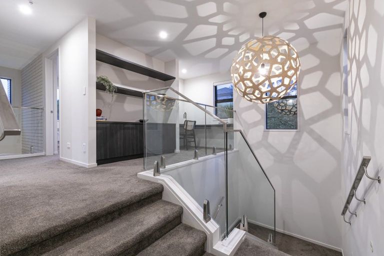 Photo of property in 21b Churchouse Road, Greenhithe, Auckland, 0632