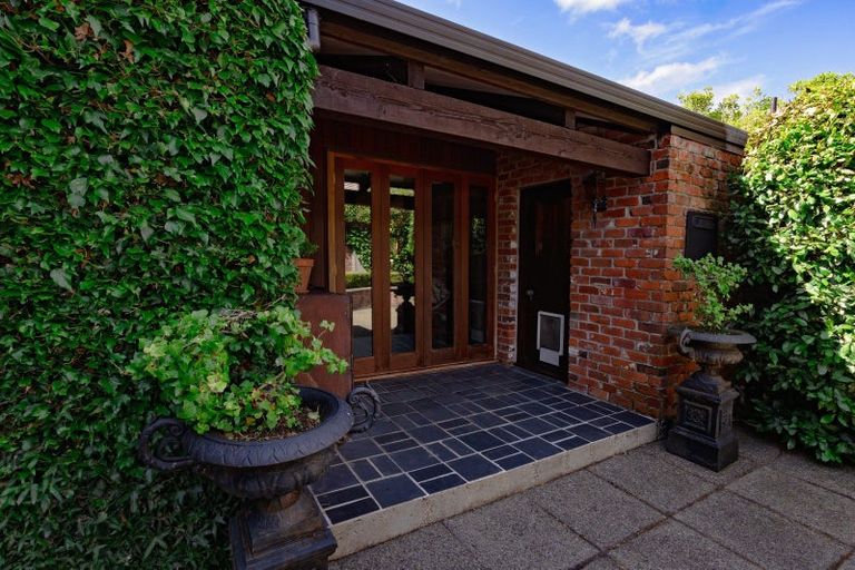 Photo of property in 93 Gala Street, Queens Park, Invercargill, 9810
