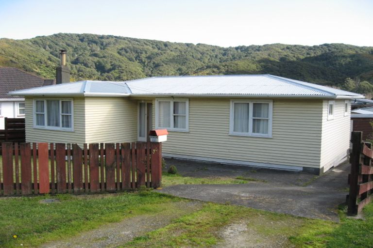 Photo of property in 52 Coast Road, Wainuiomata, Lower Hutt, 5014