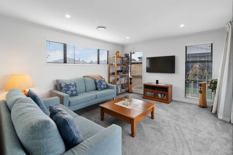 Photo of property in 17 Suffolk Drive, Kirwee, 7571