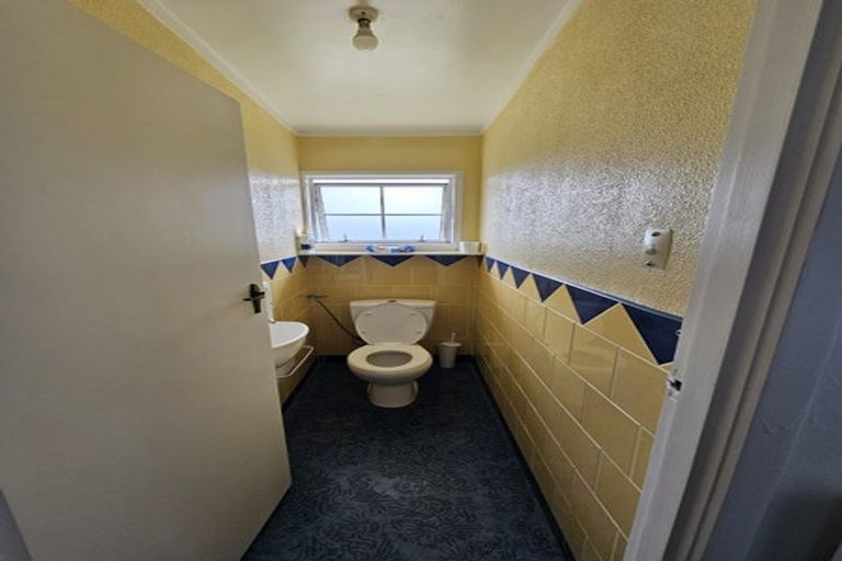 Photo of property in 18a Carnoustie Drive, Wattle Downs, Auckland, 2103