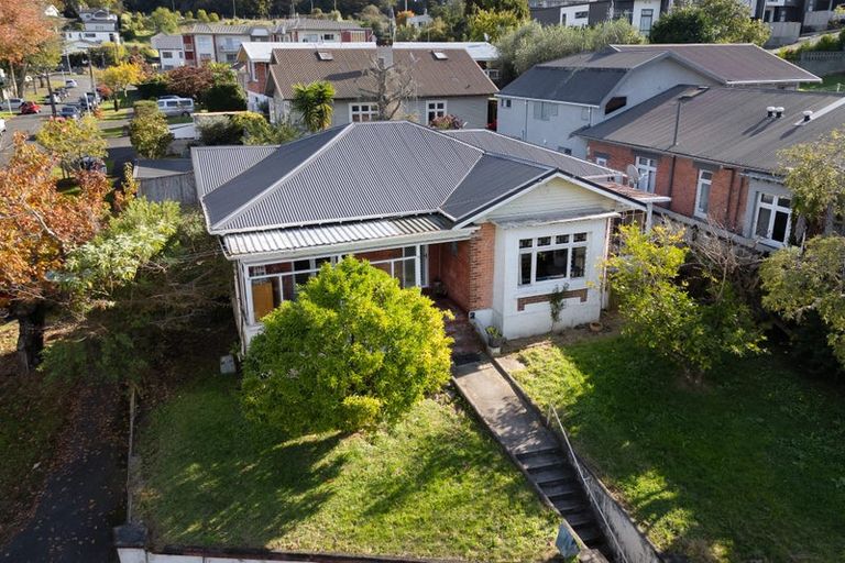 Photo of property in 8 Pembroke Lane, Hamilton Lake, Hamilton, 3204