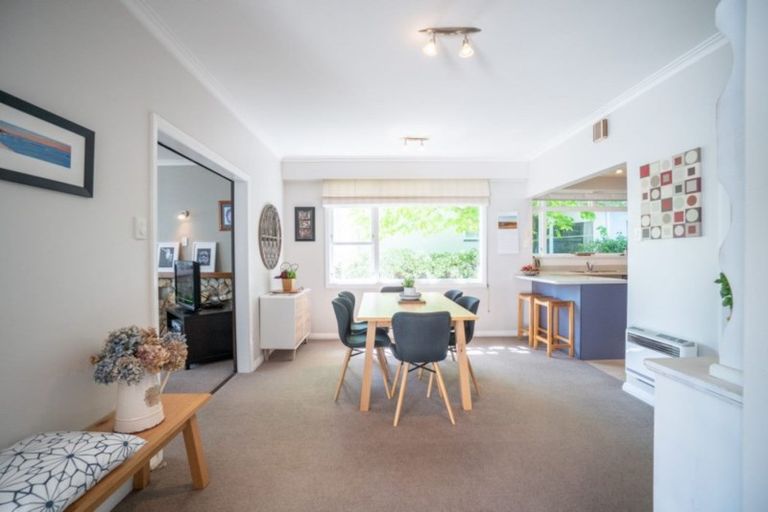 Photo of property in 36 Churchill Avenue, Hokowhitu, Palmerston North, 4410