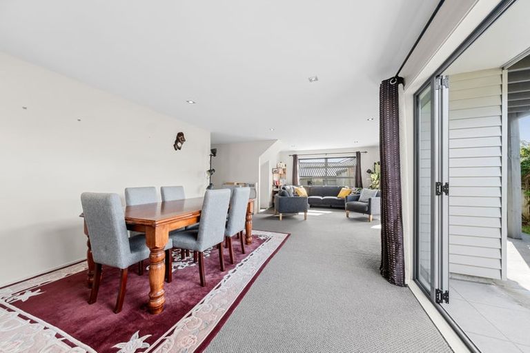 Photo of property in 14e Maple Crescent, Whalers Gate, New Plymouth, 4310