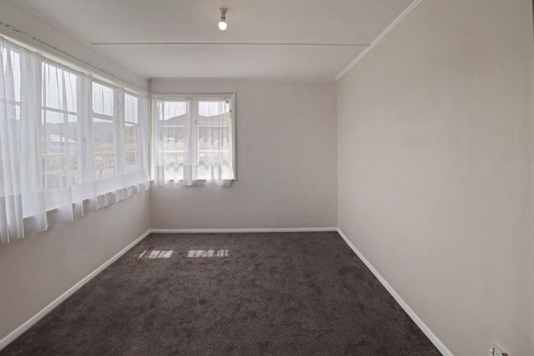 Photo of property in 270 Naenae Road, Naenae, Lower Hutt, 5011