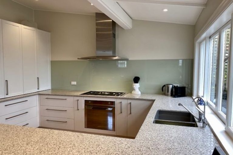 Photo of property in 108 Calliope Road, Stanley Point, Auckland, 0624