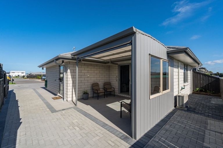 Photo of property in 18 Arrow Close, Papamoa, 3118