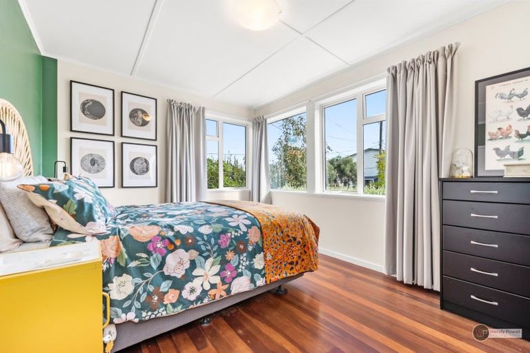 Photo of property in 4 Poole Street, Taita, Lower Hutt, 5011