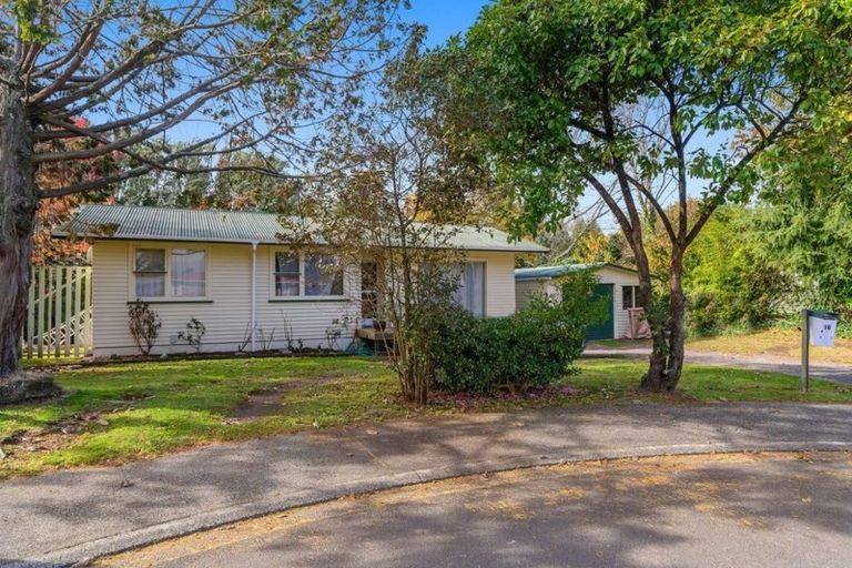 Photo of property in 16 Michael Place, Mangakakahi, Rotorua, 3015