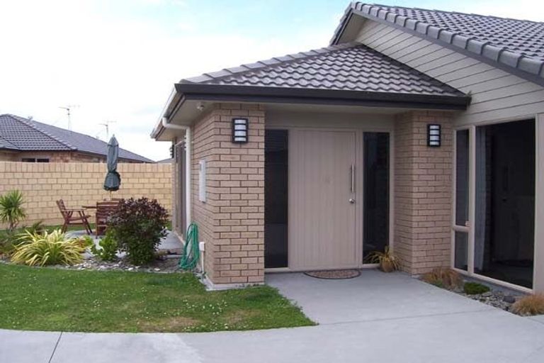 Photo of property in 10 Sophies Way, Papamoa Beach, Papamoa, 3118