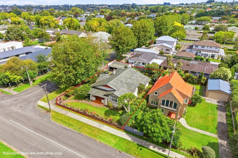 Photo of property in 18 Parsons Street, Saint Johns Hill, Whanganui, 4501