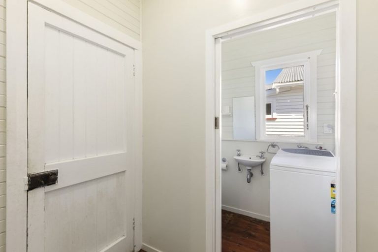 Photo of property in 21 Ariki Street, Boulcott, Lower Hutt, 5010