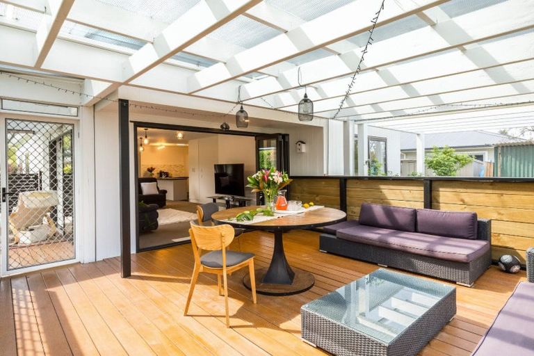 Photo of property in 6 West Street, Greytown, 5712