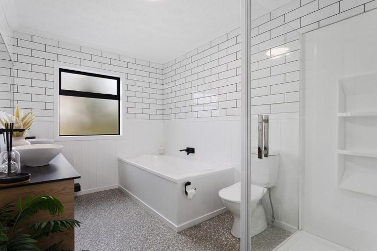 Photo of property in 11 Berg Place, Whakatane, 3120