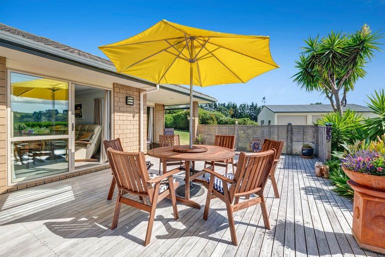 Photo of property in 2 East Street, Mahurangi East, Warkworth, 0982