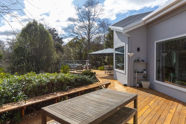 Photo of property in 6 Polson Hill Drive, Aokautere, Palmerston North, 4471