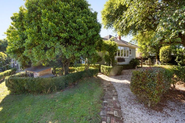 Photo of property in 2 Onslow Street, Hamilton East, Hamilton, 3216