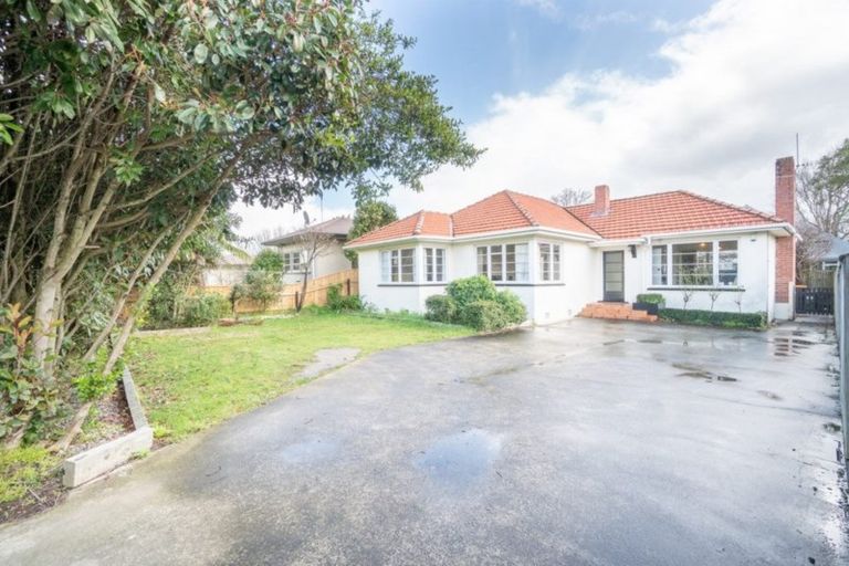 Photo of property in 285 Park Road, Hokowhitu, Palmerston North, 4410